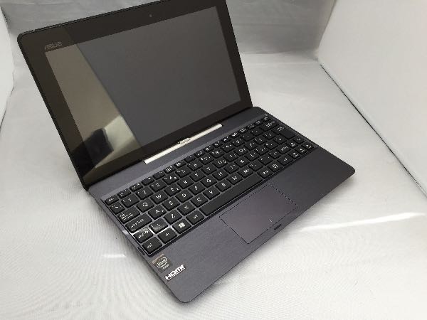 Front of Asus TF100TAF